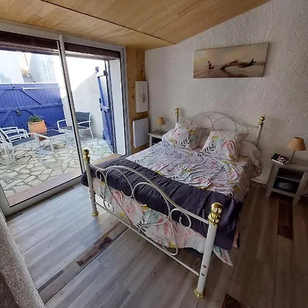 Maison Typique Oleronaise Holiday home
